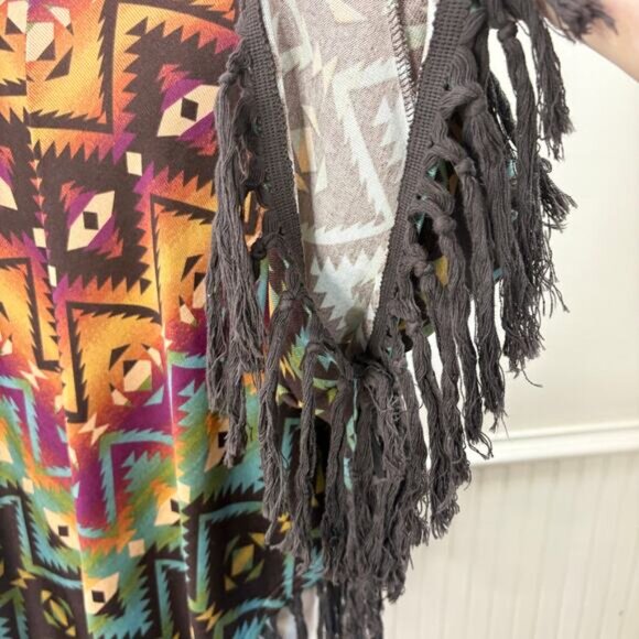 Double D Ranch Size S/M Chicora Poncho Southwest Fringe Western Cowgirl Aztec - Picture 11 of 12